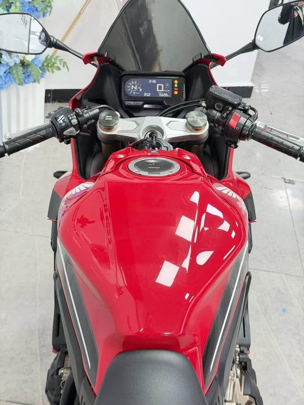 二手本田CBR650R