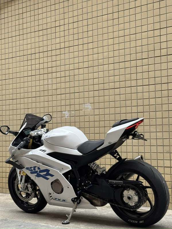 二手张雪机车500RR