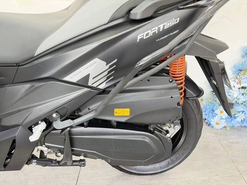 二手QJMOTOR鸿250