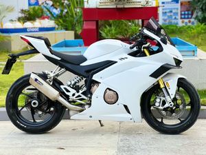 二手张雪机车500RR
