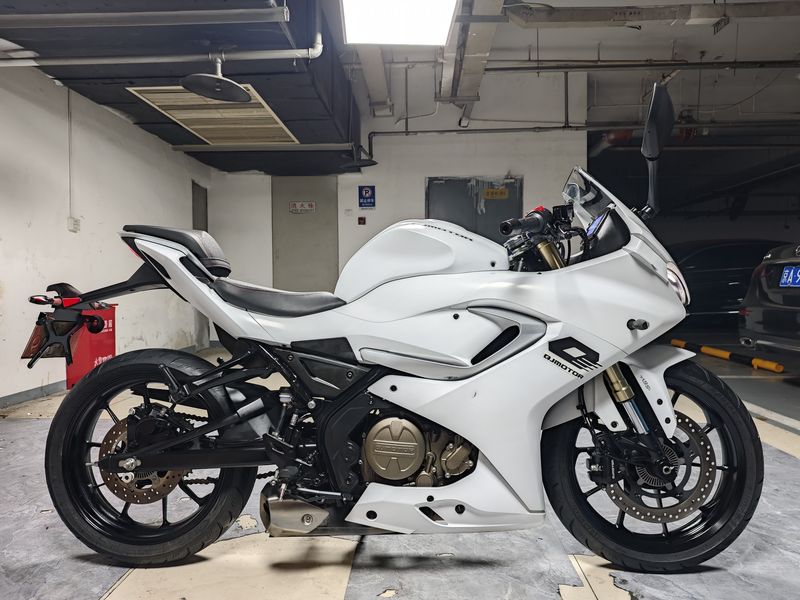 二手QJMOTOR赛250