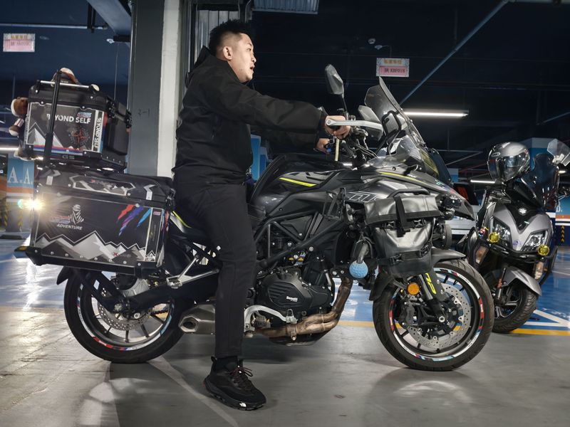 二手贝纳利金鹏 TRK502