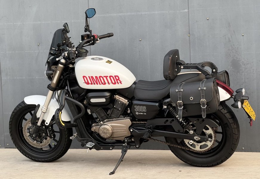 二手QJMOTOR闪300