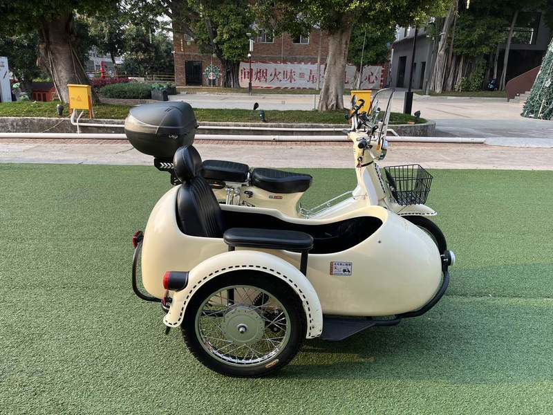 二手嘉陵CoCo 边三轮