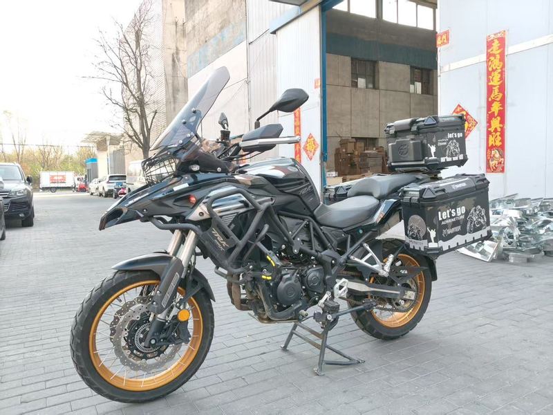 二手贝纳利TRK552