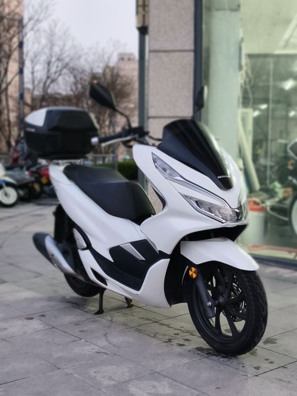 二手五羊本田PCX