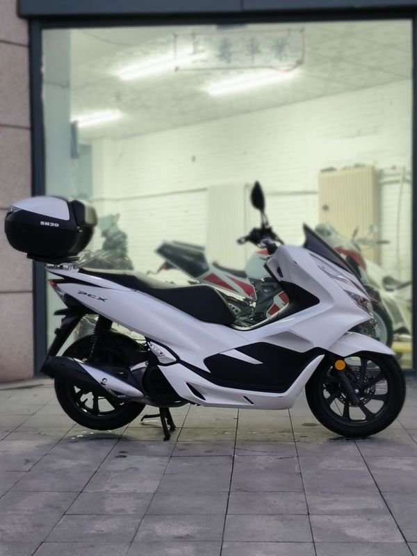 二手五羊本田PCX