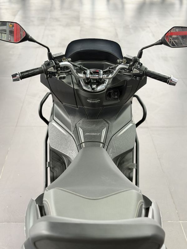 二手五羊本田PCX