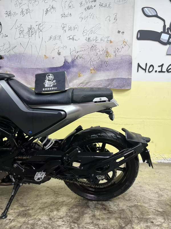 二手HUSQVARNA黑箭 401