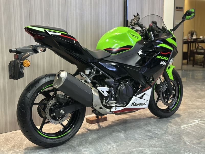 二手川崎Ninja 400