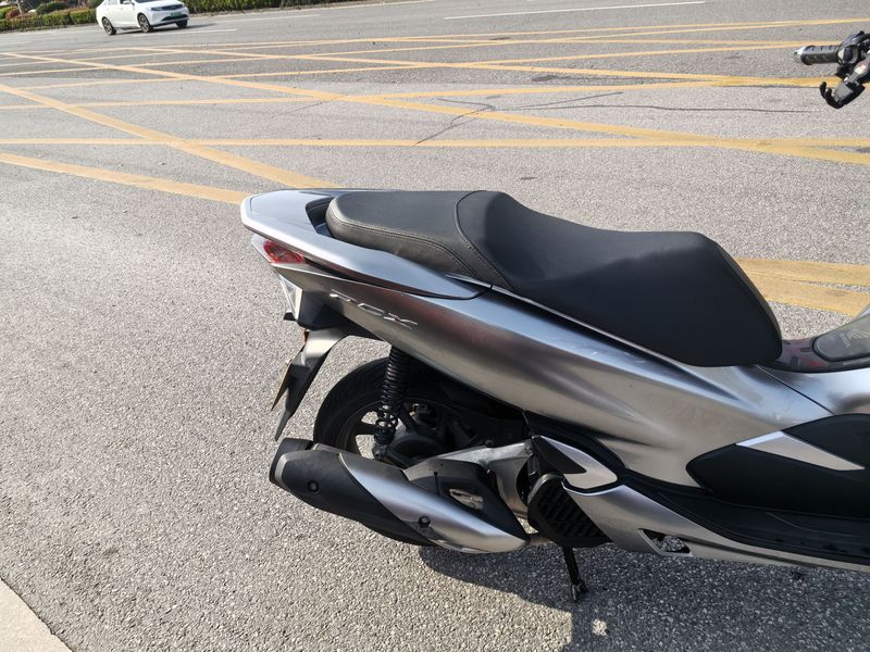 二手五羊本田PCX