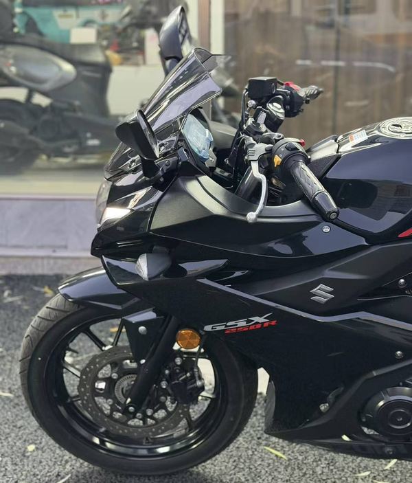 二手豪爵铃木GSX250R