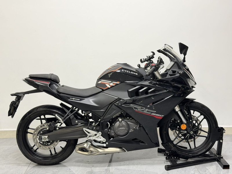 二手赛科龙RC250