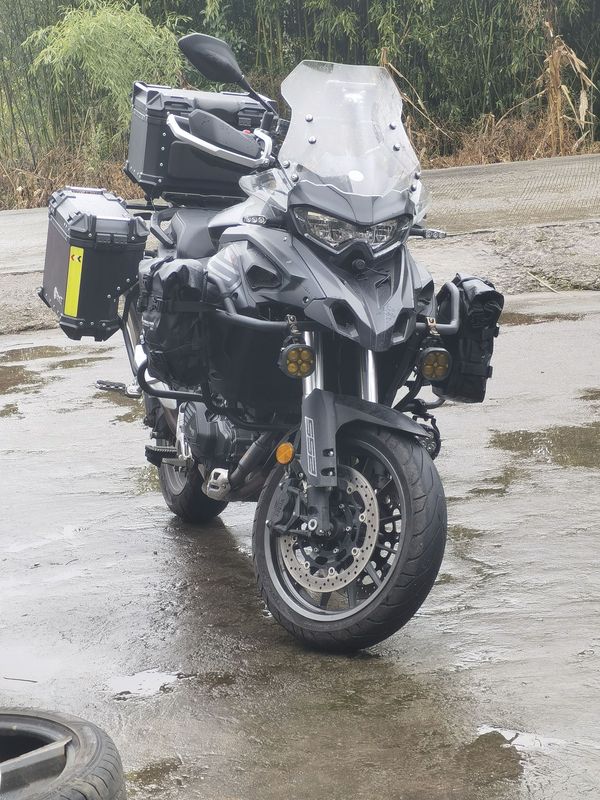 二手贝纳利TRK552