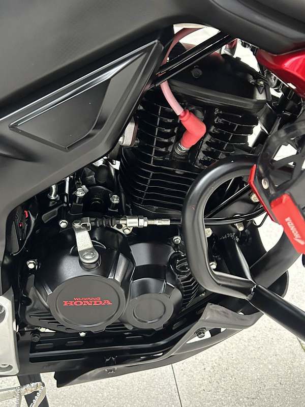 二手五羊本田猛鸷 CB190X