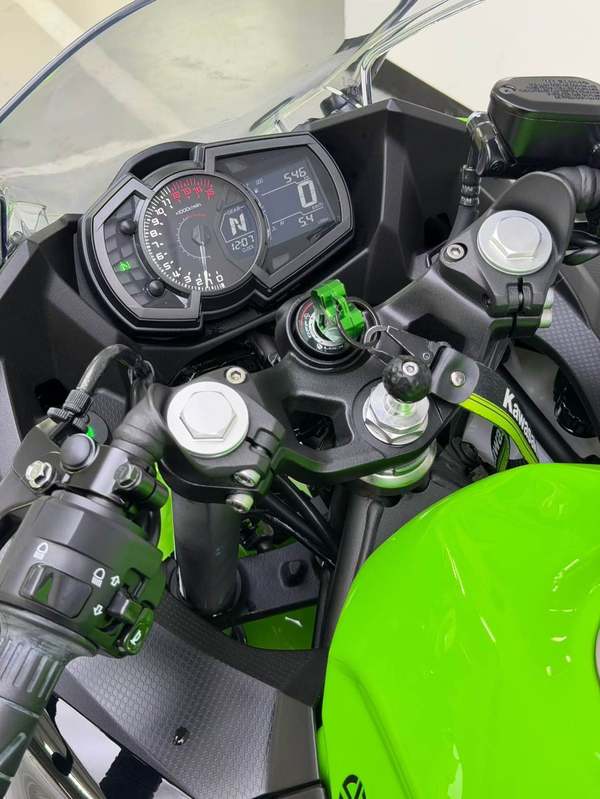 二手川崎Ninja 400