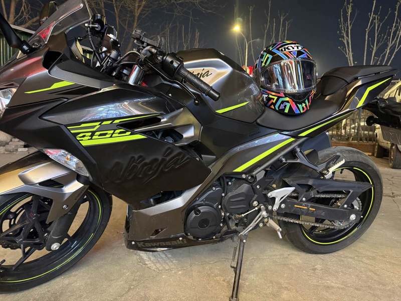 二手川崎Ninja 400