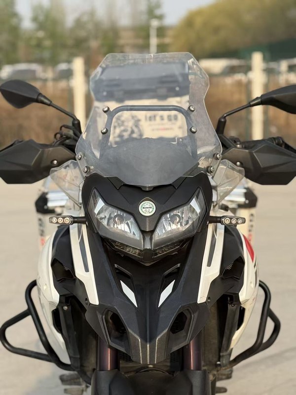 二手贝纳利金鹏 TRK502