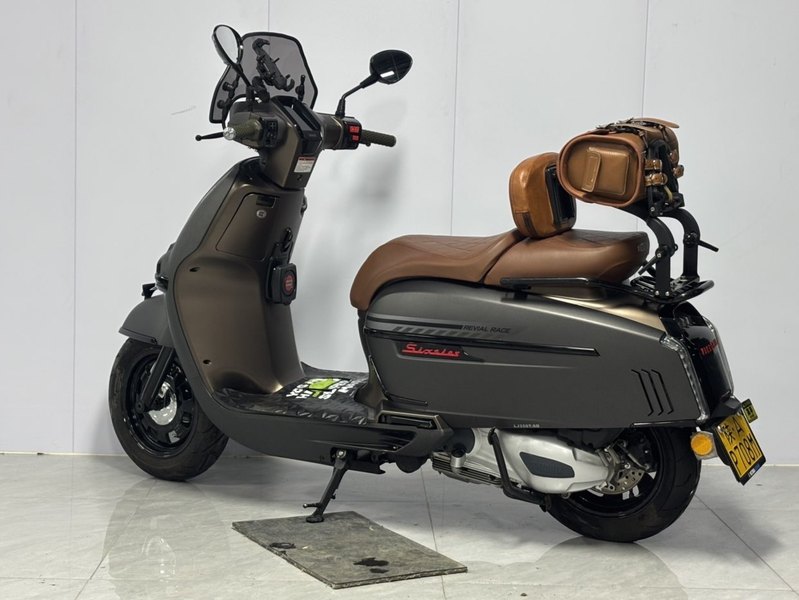 二手维多利亚Sixties 250Si