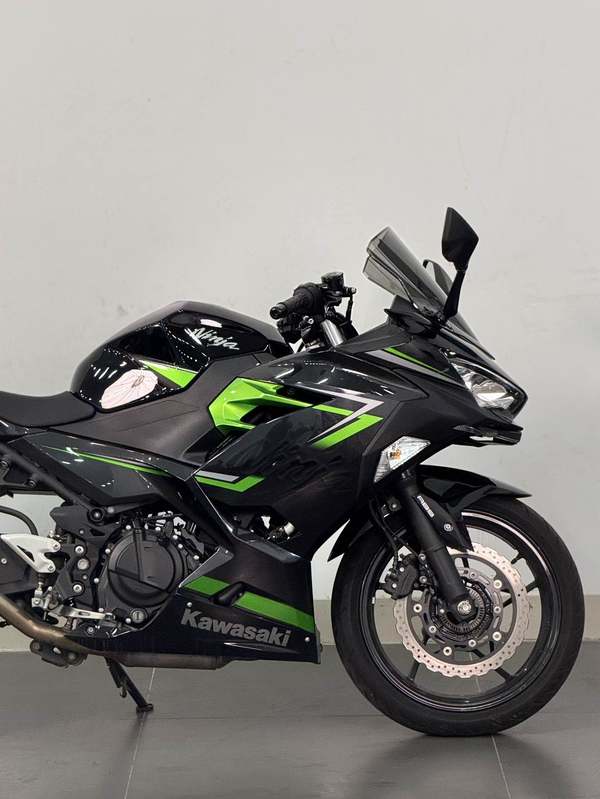 二手川崎Ninja 400