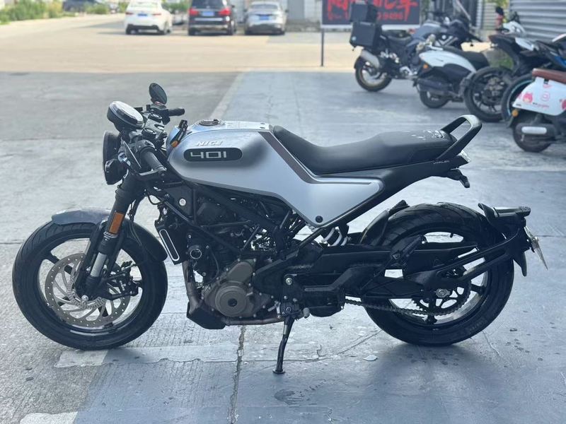 二手HUSQVARNA白箭 401