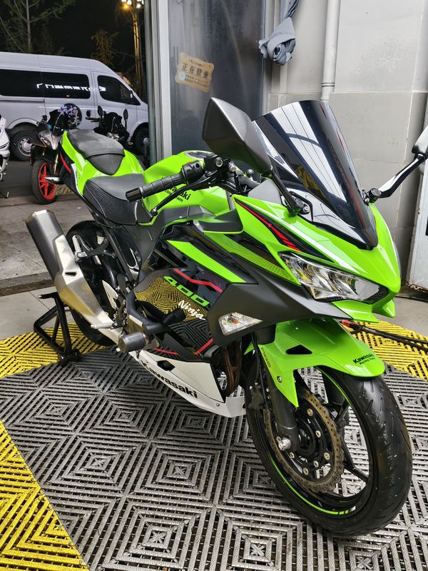 二手川崎Ninja 400