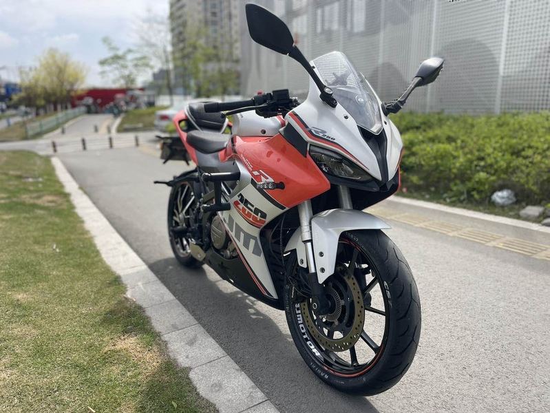 二手QJMOTOR赛250