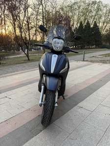 二手比亚乔Beverly 300