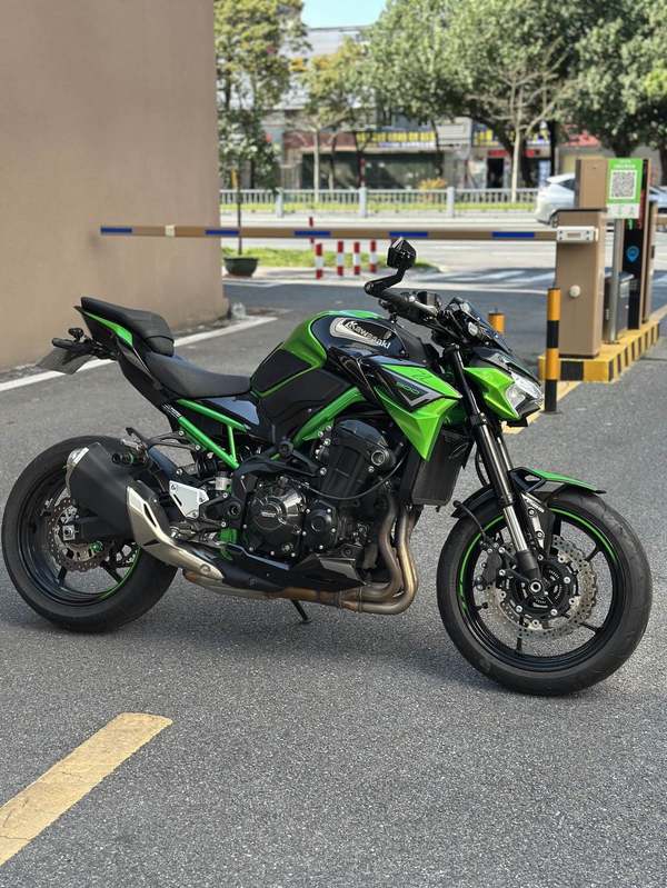 二手川崎Z900