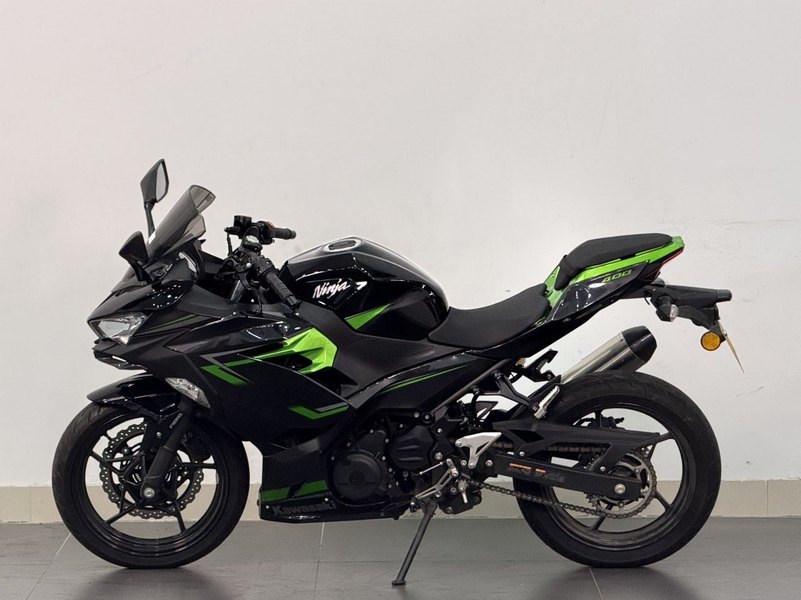二手川崎Ninja 400