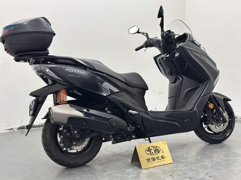 二手QJMOTOR鸿250