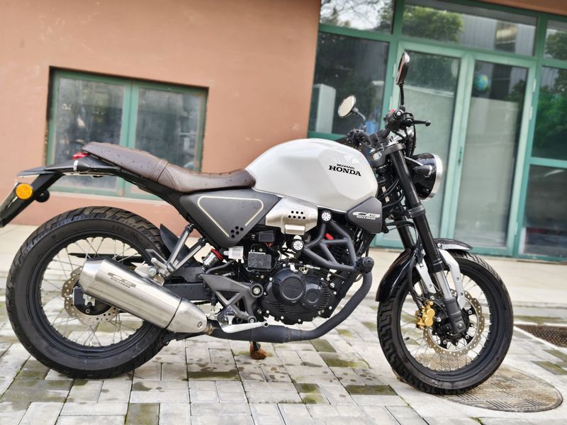 二手五羊本田鸷道 CB190SS