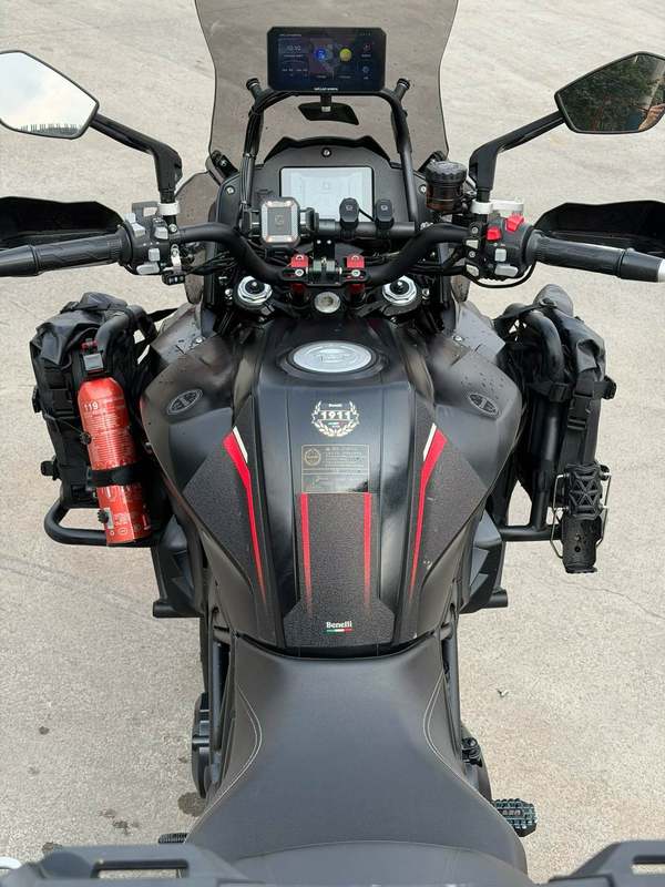 二手贝纳利TRK552