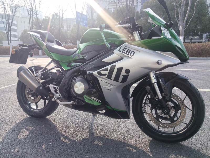 二手贝纳利龙卷风 Tornado 252R