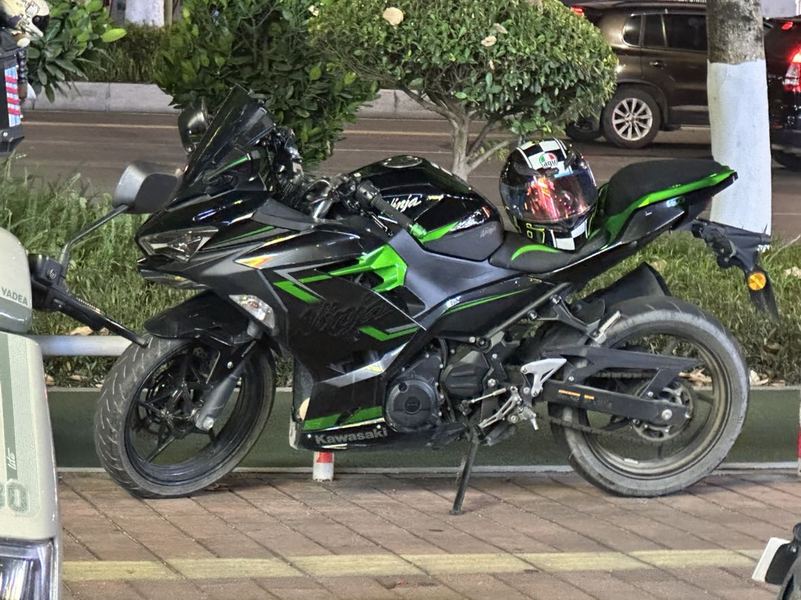 二手川崎Ninja 400