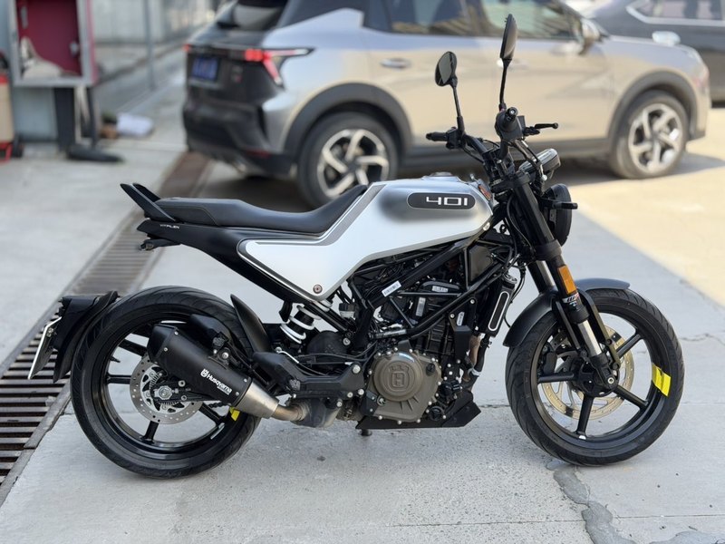 二手HUSQVARNA白箭 401