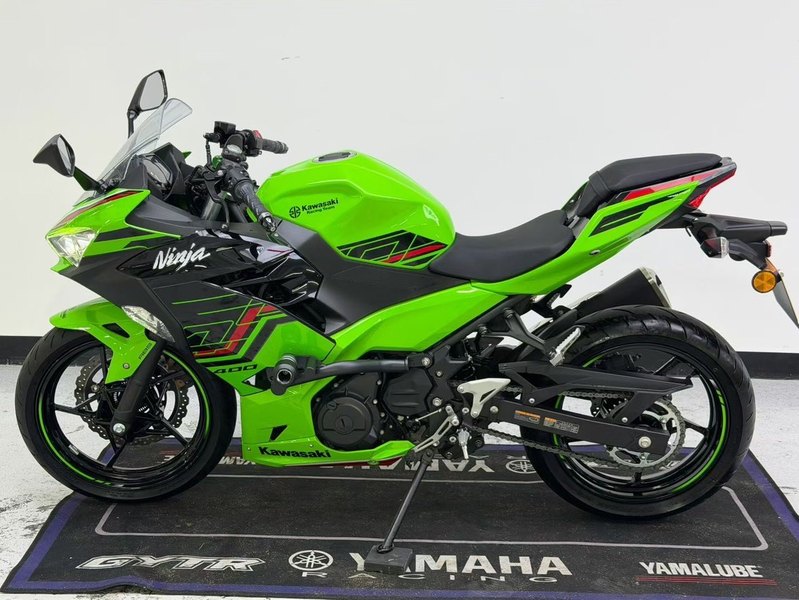 二手川崎Ninja 400