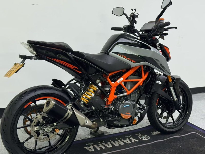 二手KTMR2R390 Duke