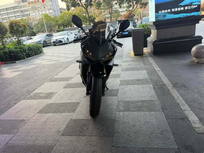 二手本田CBR650R