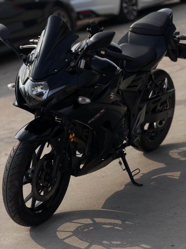 二手豪爵铃木GSX250R