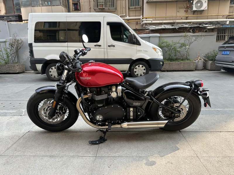 二手凯旋Bonneville Bobber
