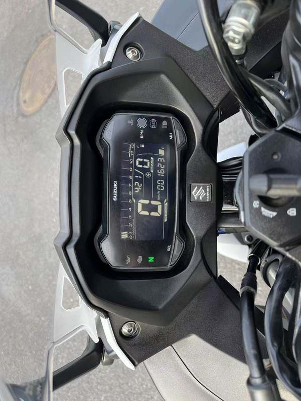 二手豪爵铃木GSX250R