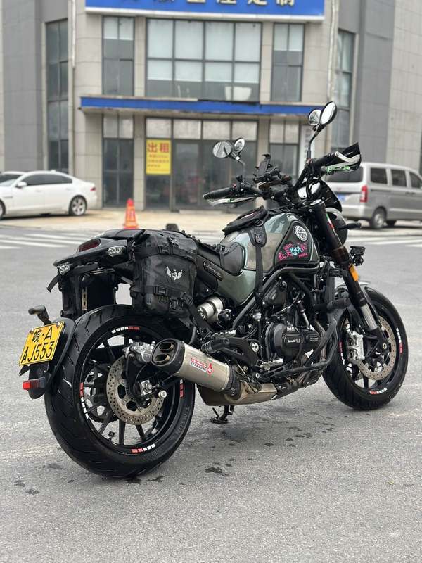 二手贝纳利幼狮 Leoncino 500