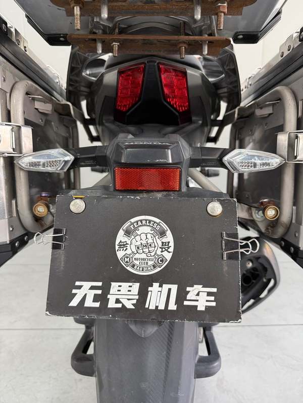 二手五羊本田猛鸷 CB190X