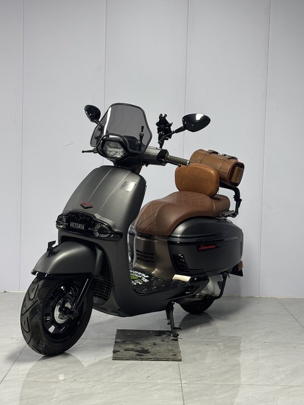 二手维多利亚Sixties 250Si