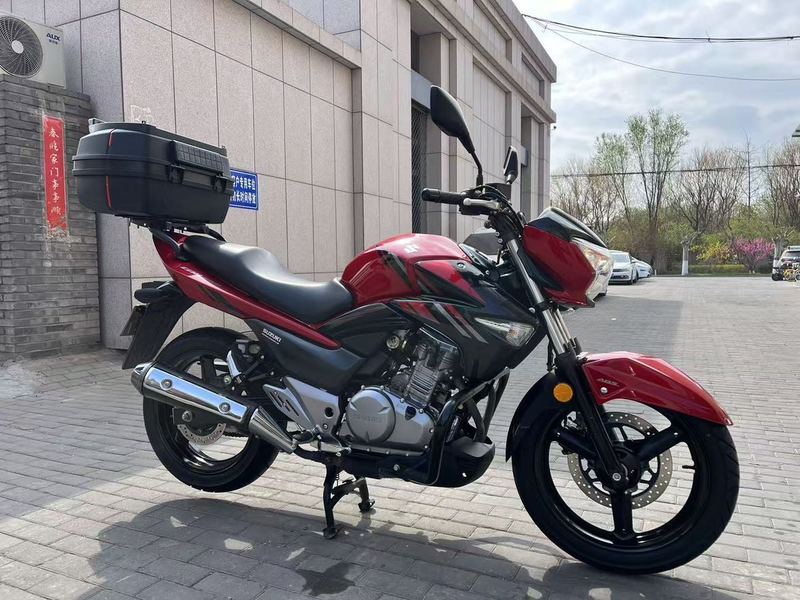 二手豪爵铃木骊驰 GW250