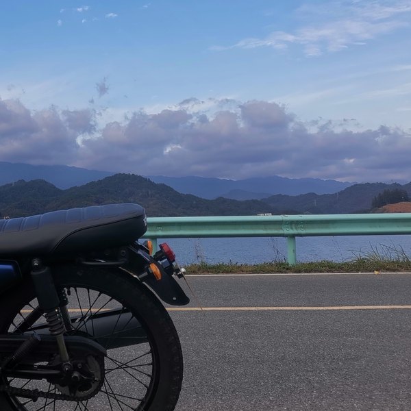 二手五羊本田CG125