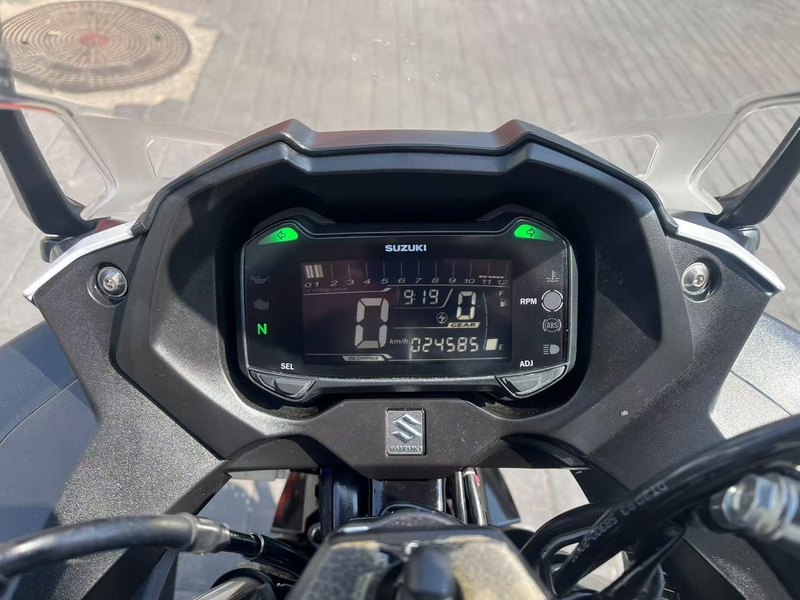 二手豪爵铃木GSX250R