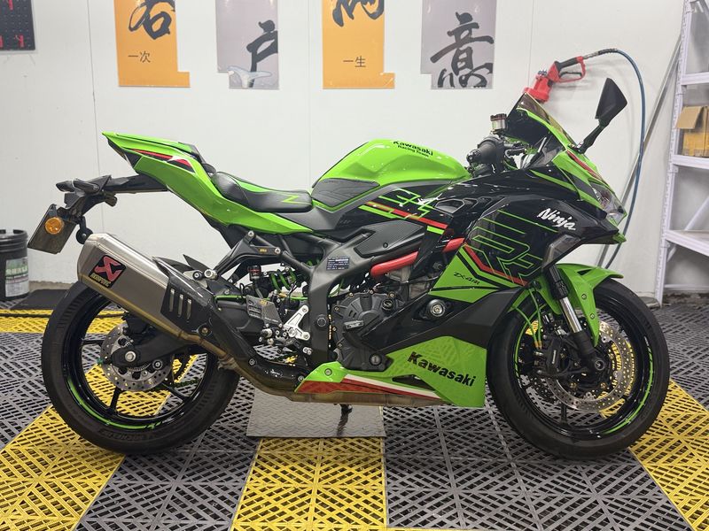 二手川崎ZX-4R
