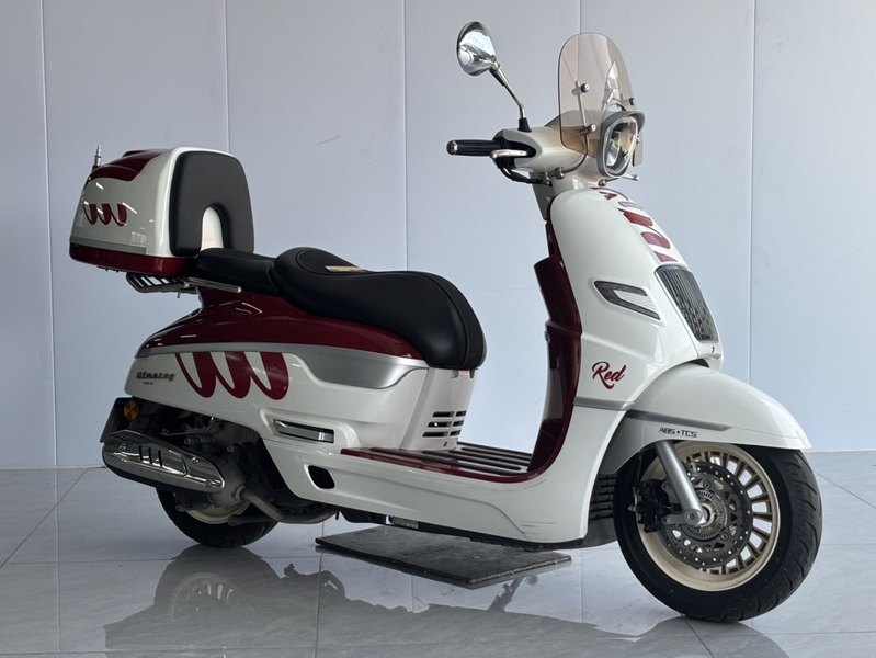 二手南方梦拉丽莎 飞戈